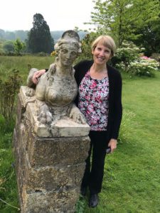 Travel stories, English gardens tour, Susan Mulvihill