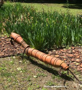 clay pots, France tour, Chateau du Rivau